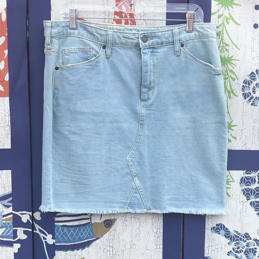 Universal Thread jean skirt Size 14